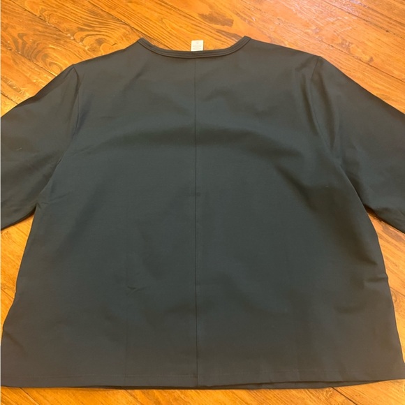 Athleta Women’s NEW Essential Top Long Sleeve Green Cypress XL Lightweight - Picture 9 of 16